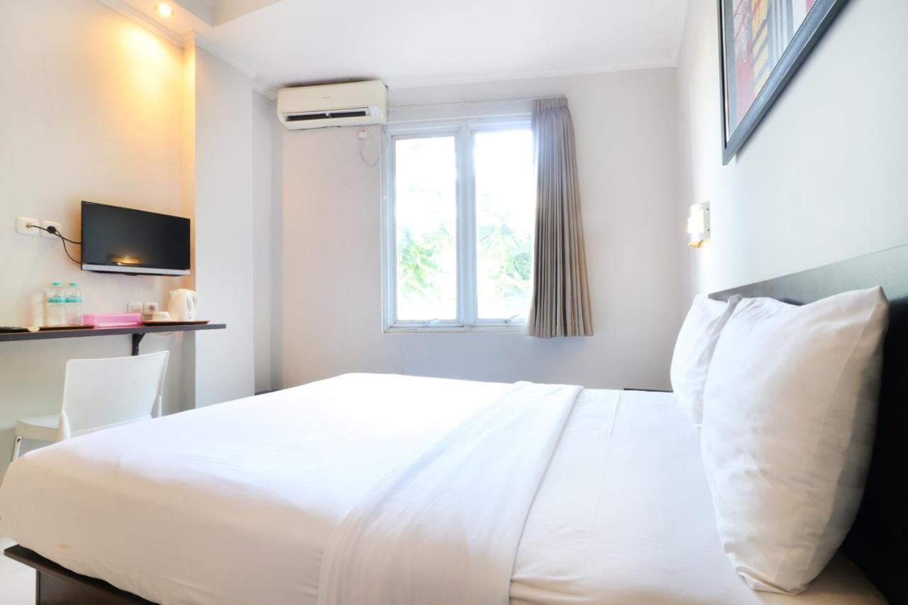 Urbanview Hotel Grand Malabar Bandung Exterior photo