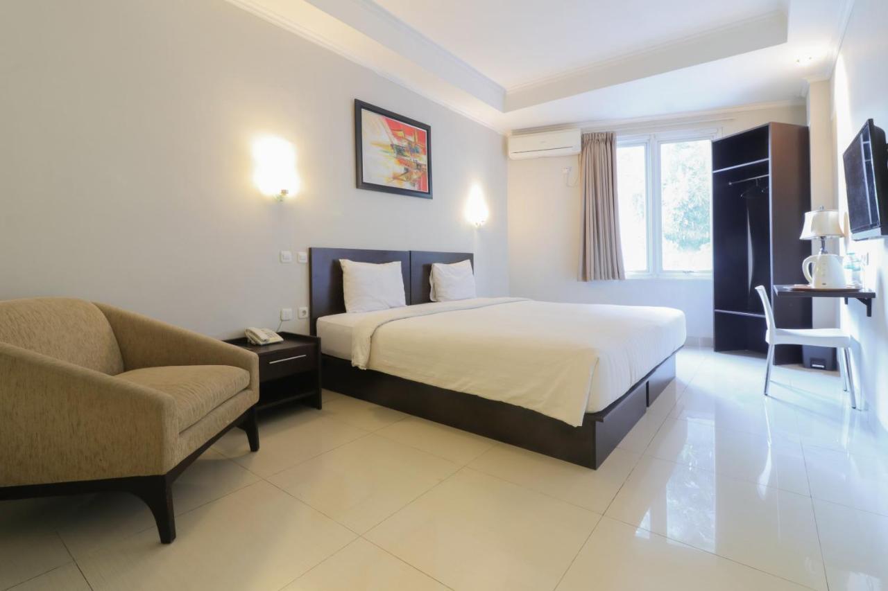 Urbanview Hotel Grand Malabar Bandung Exterior photo