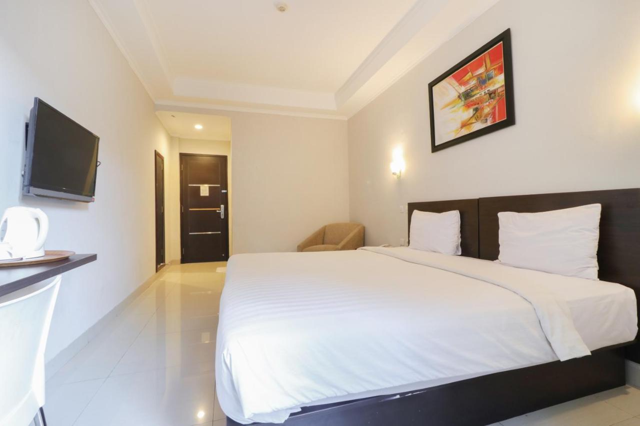 Urbanview Hotel Grand Malabar Bandung Exterior photo