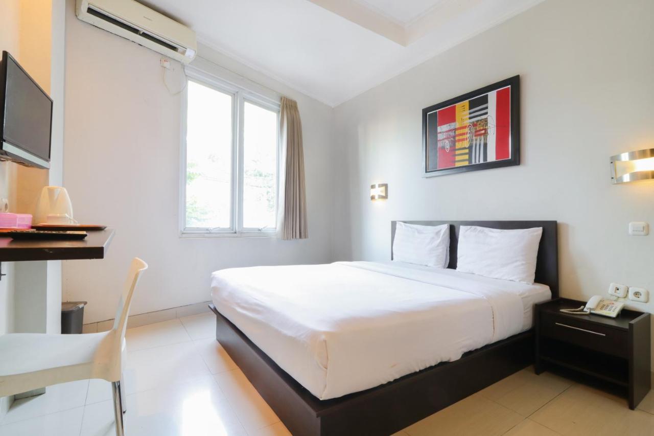 Urbanview Hotel Grand Malabar Bandung Exterior photo