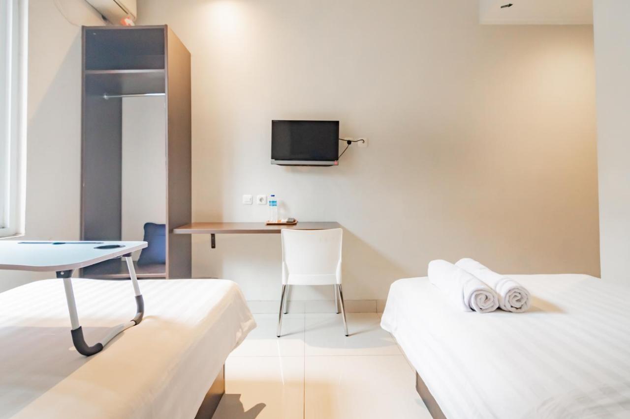 Urbanview Hotel Grand Malabar Bandung Exterior photo