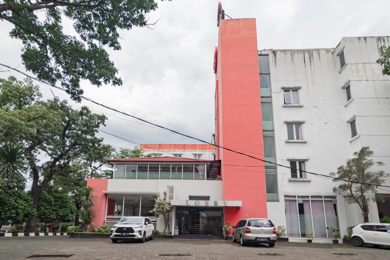 Urbanview Hotel Grand Malabar Bandung Exterior photo