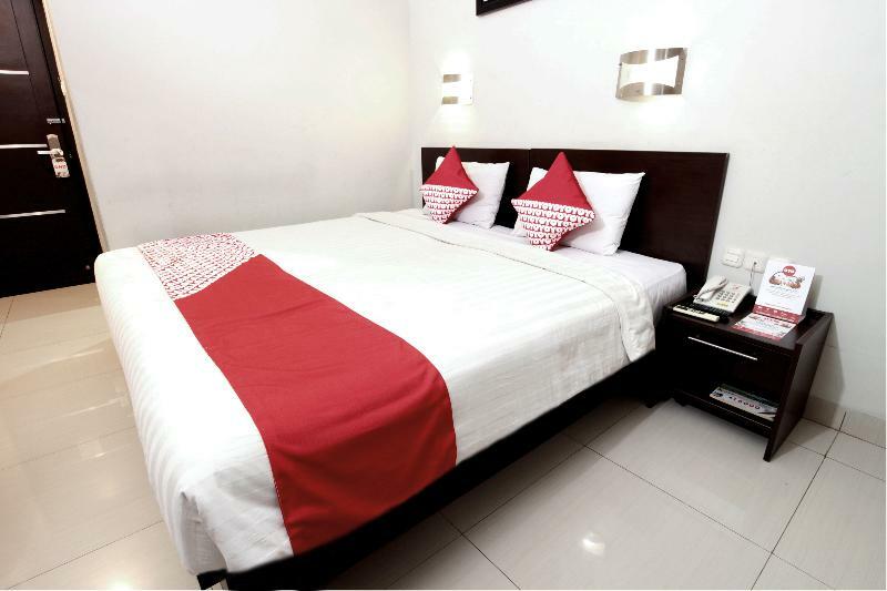 Urbanview Hotel Grand Malabar Bandung Exterior photo